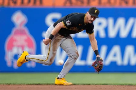 Phillies Beat Paul Skenes And The Pirates 10-6 As Turner Hits A 3-Run Homer